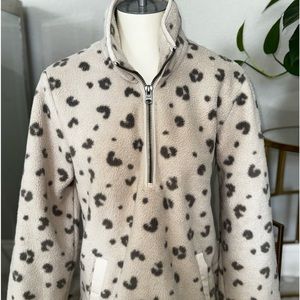Abercrombie leopard pullover